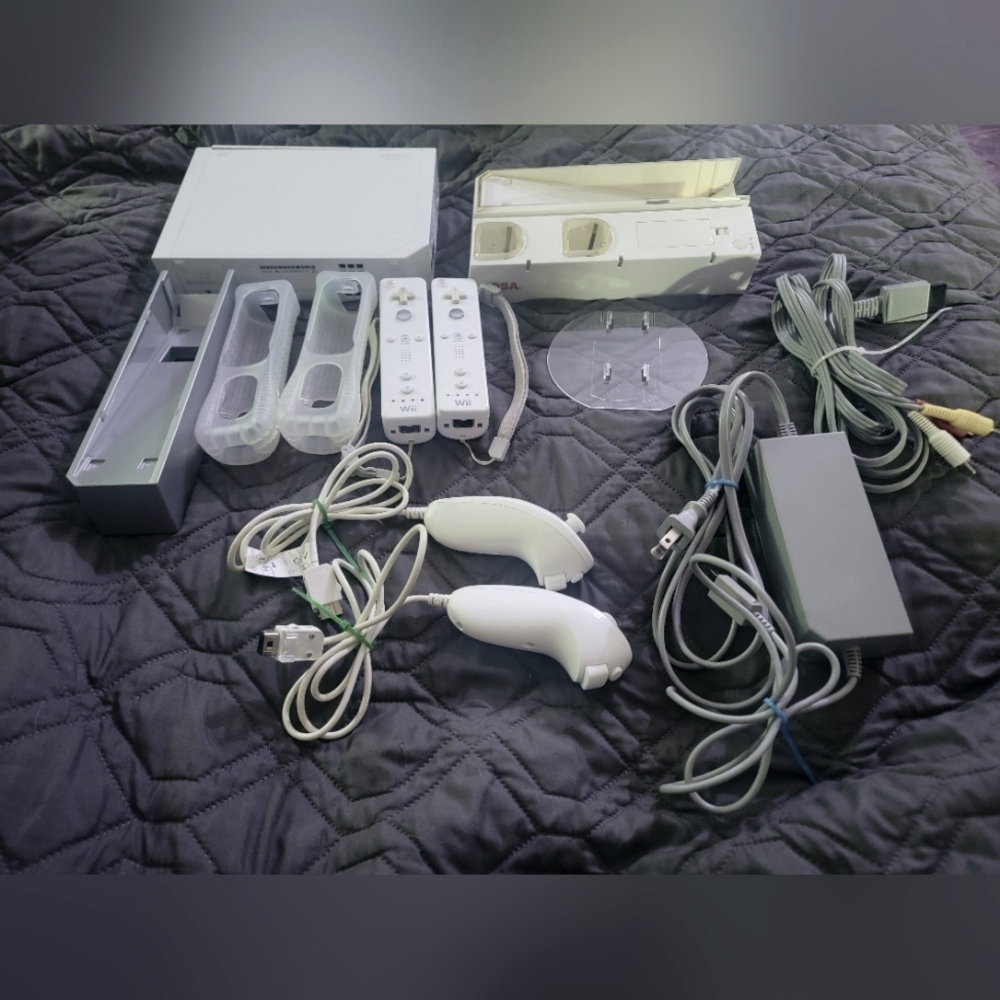 [SOLD] - Nintendo Wii bundle